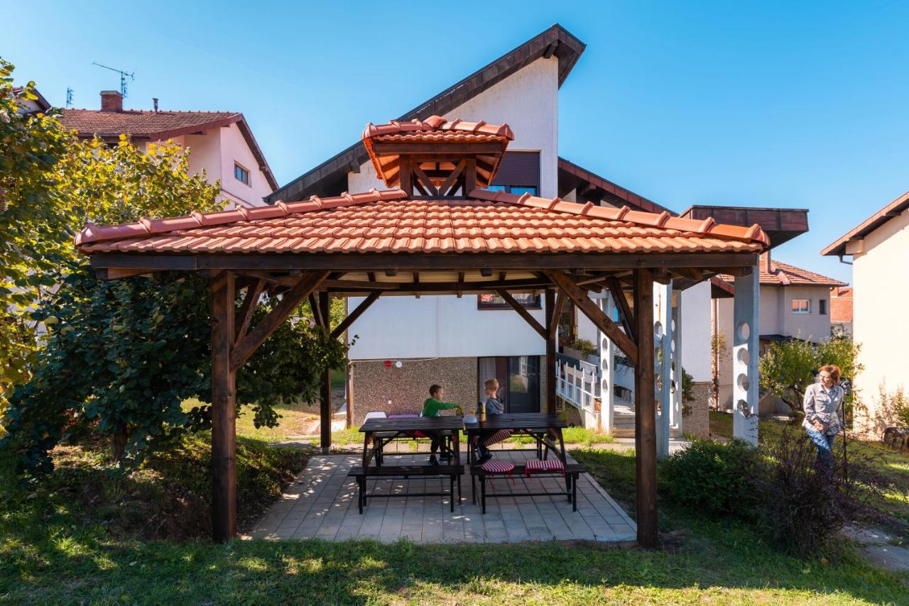 Kuca Jankovica Hotel Vrnjacka Banja Luaran gambar